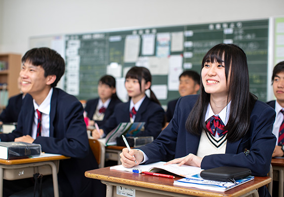 香川誠陵中学校 高等学校 香川県私立中学高等学校連合会 香川県内の私立中学校 高等学校の魅力や特色を紹介サイトです