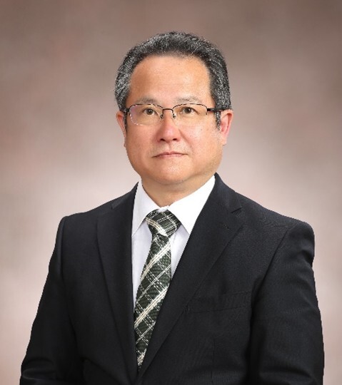 写真：乃村　久信校長